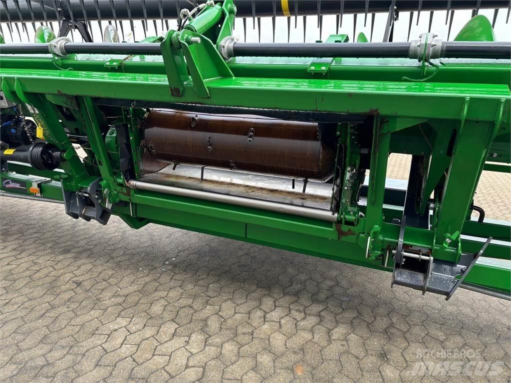 John Deere 735D Erntevorsätze