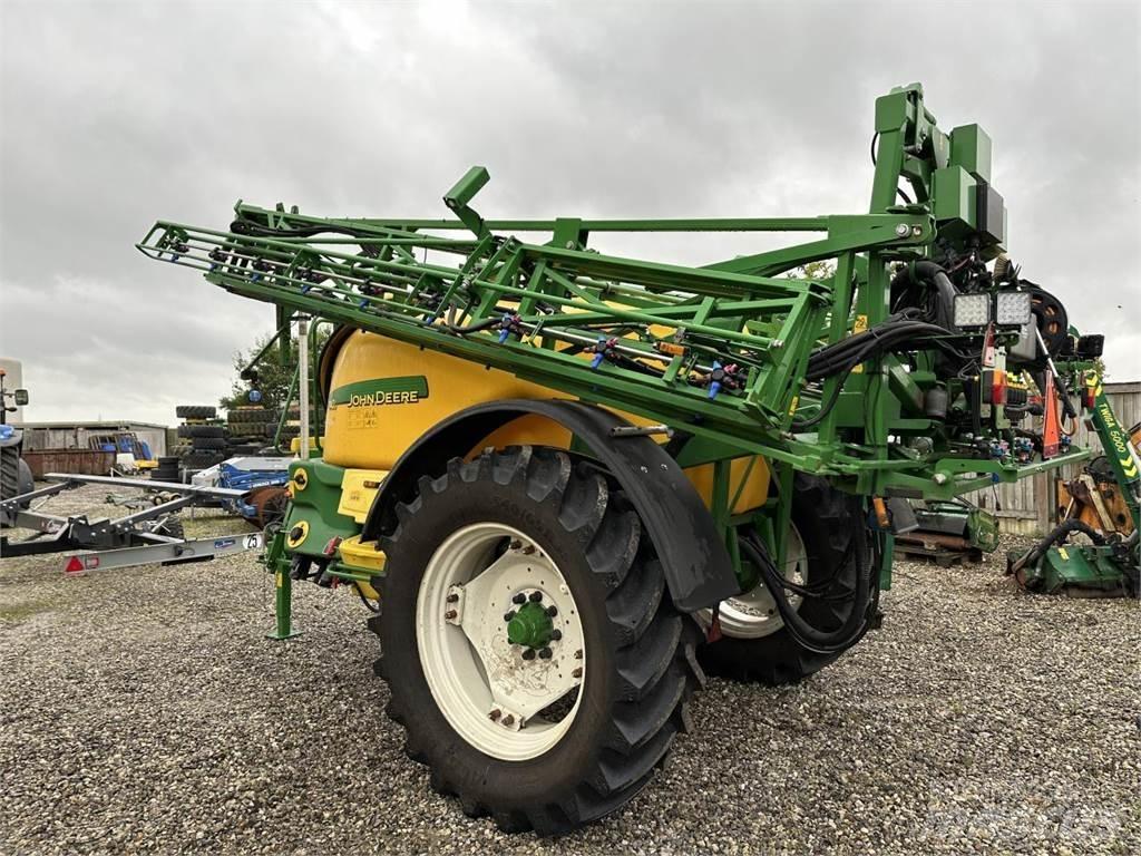 John Deere 740I Anhängespritzen