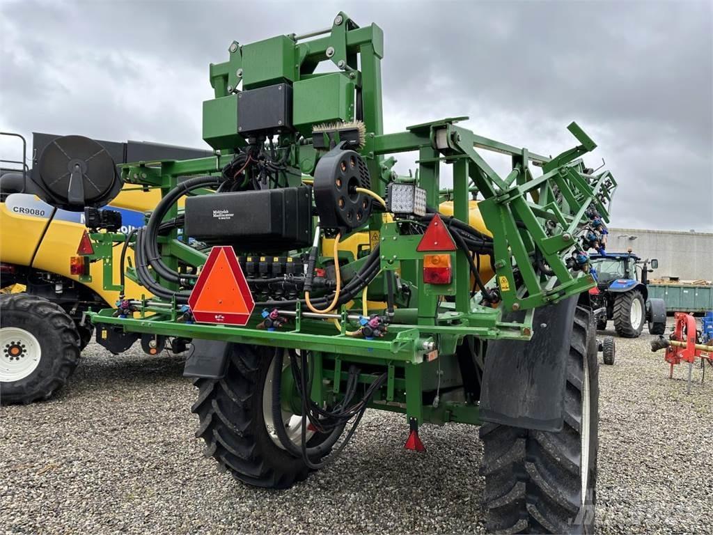 John Deere 740I Anhängespritzen