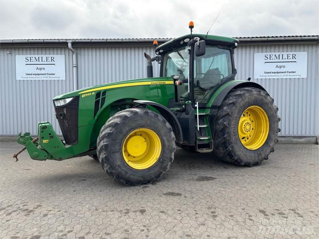 John Deere 8345R Traktoren