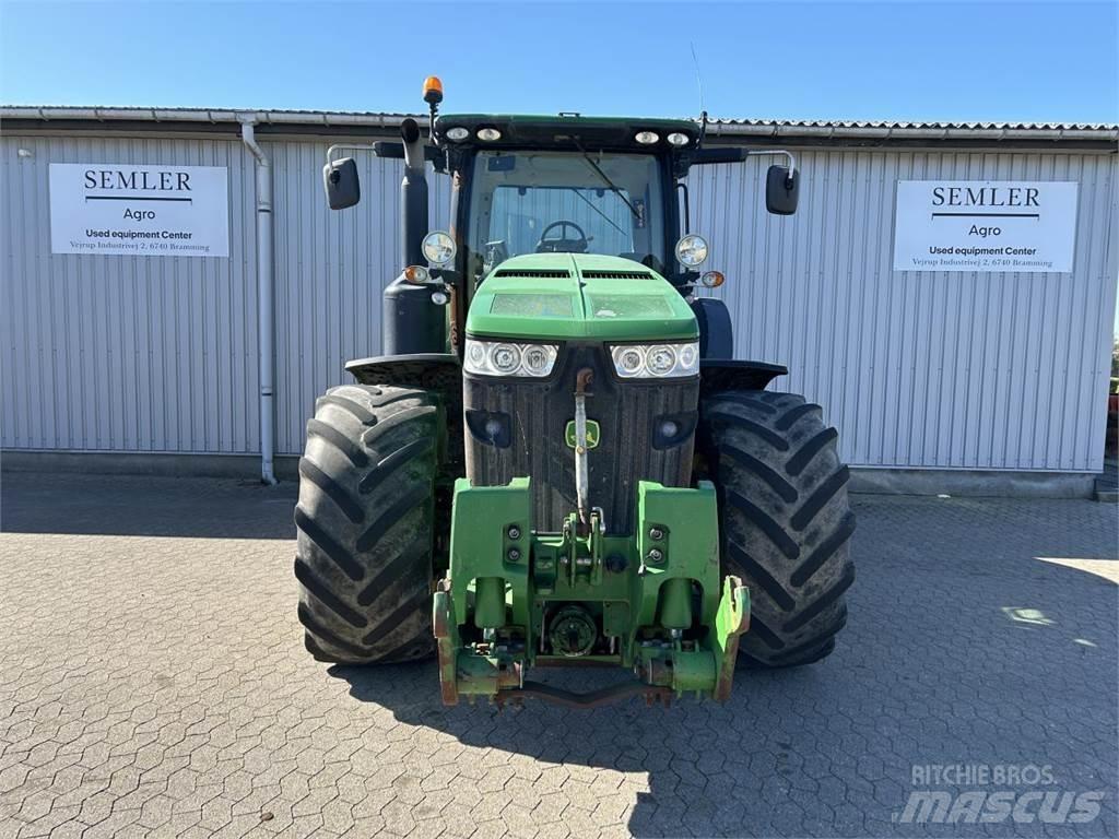 John Deere 8360R Traktoren