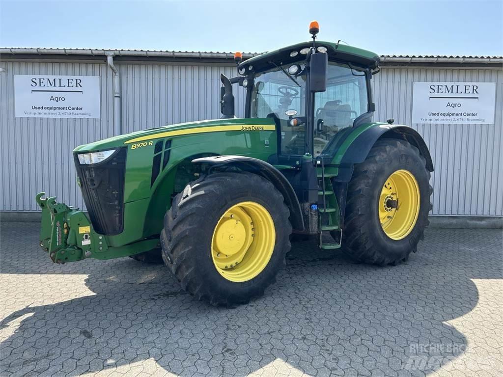 John Deere 8370R Traktoren