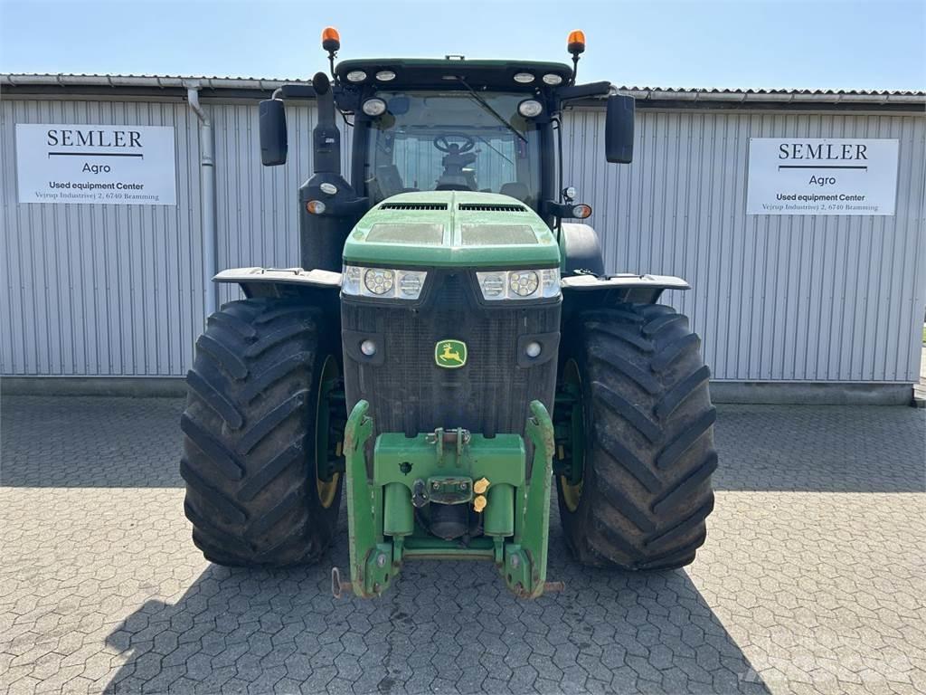John Deere 8370R Traktoren