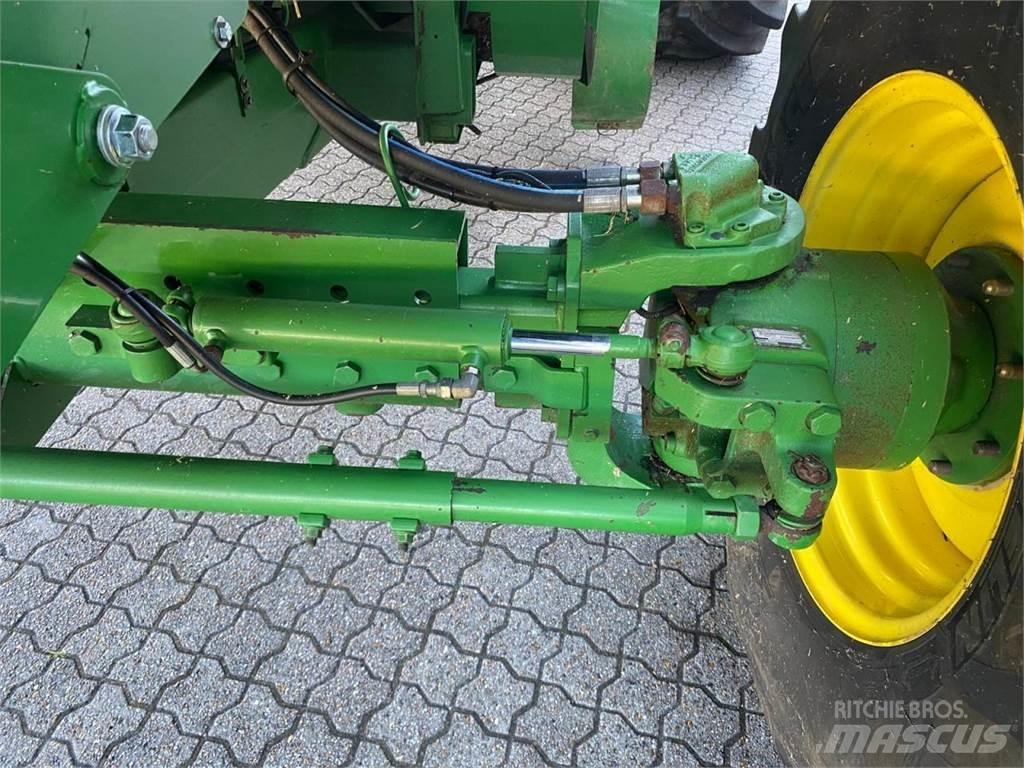 John Deere C670 Mähdrescher