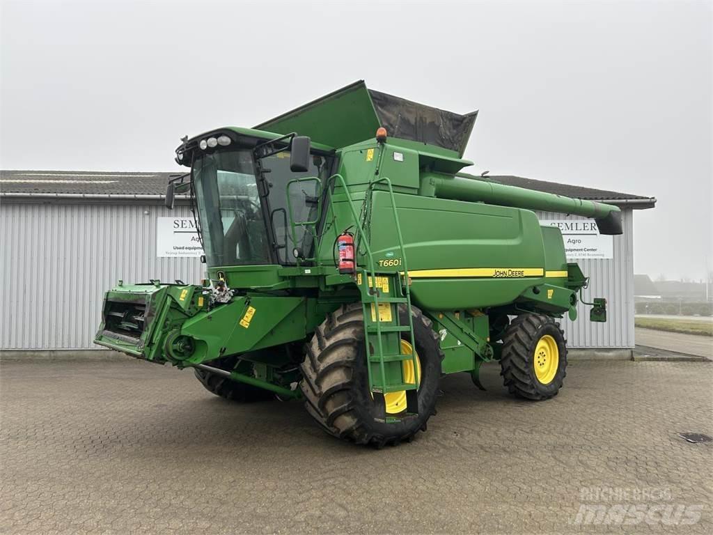 John Deere T660 Mähdrescher