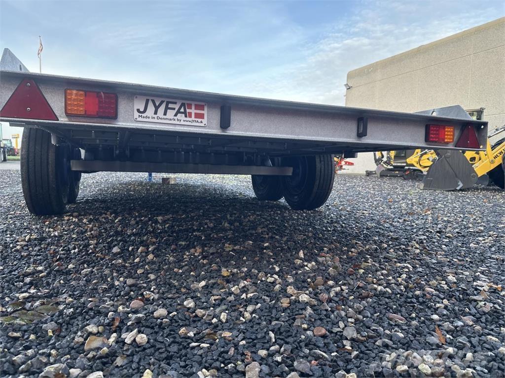Jyfa HEM700 Tieflader