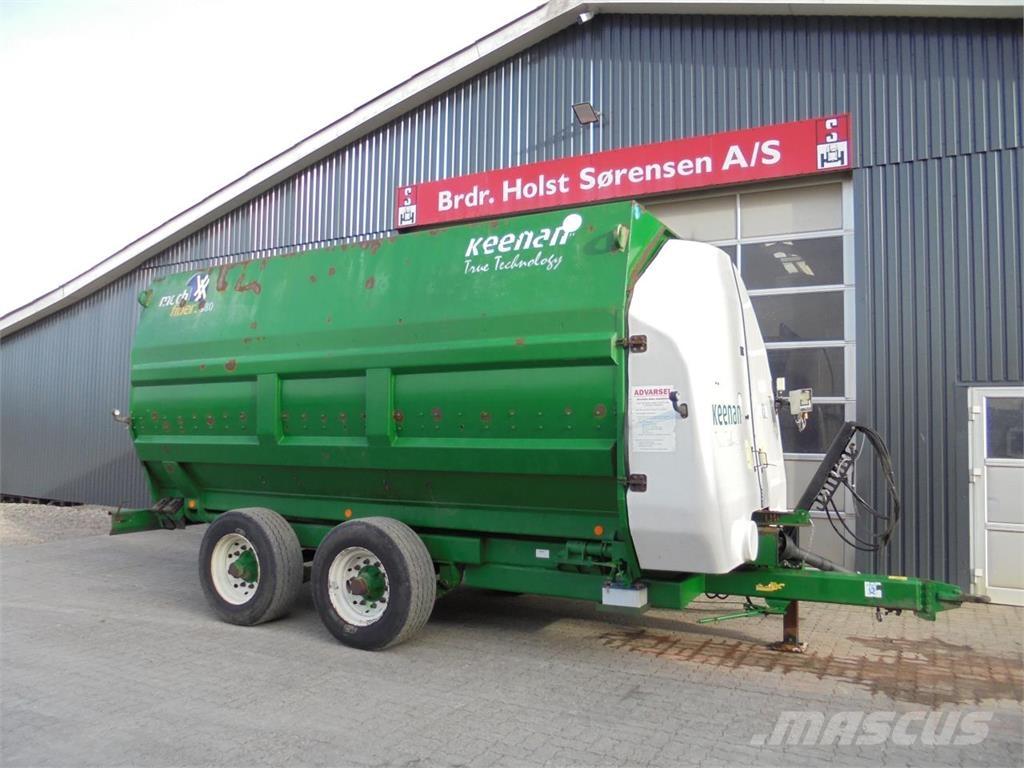 Keenan MF380 Futtermischwagen