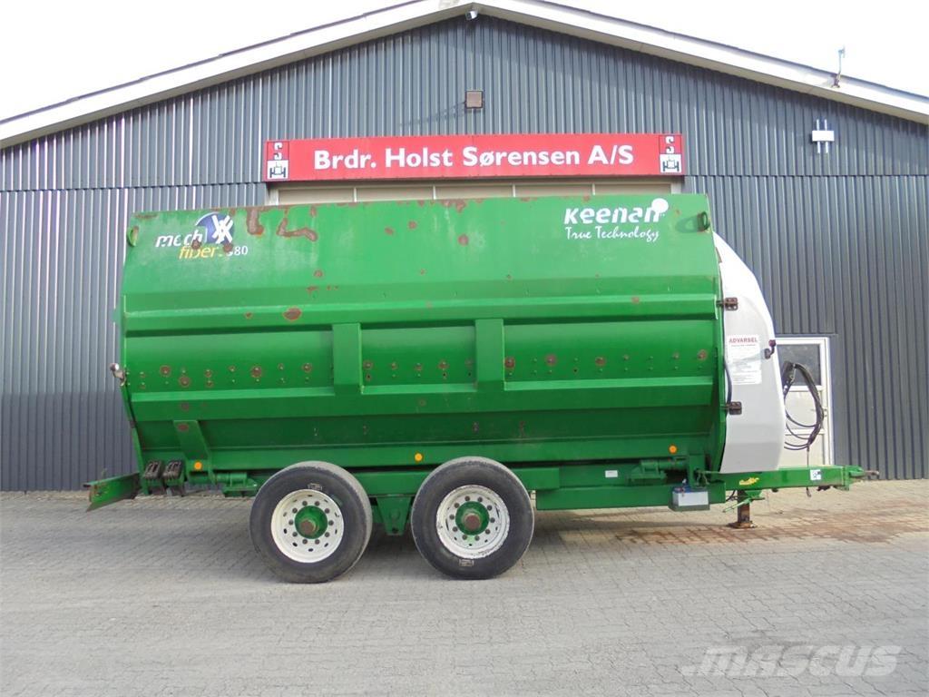 Keenan MF380 Futtermischwagen