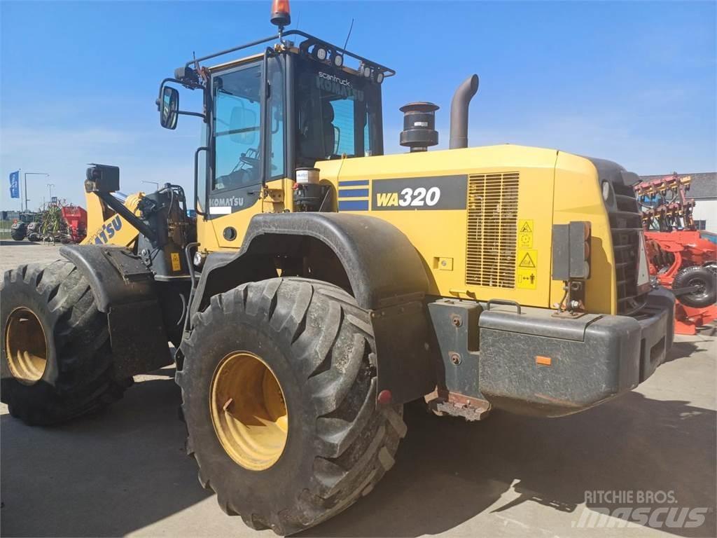 Komatsu W320 Radlader