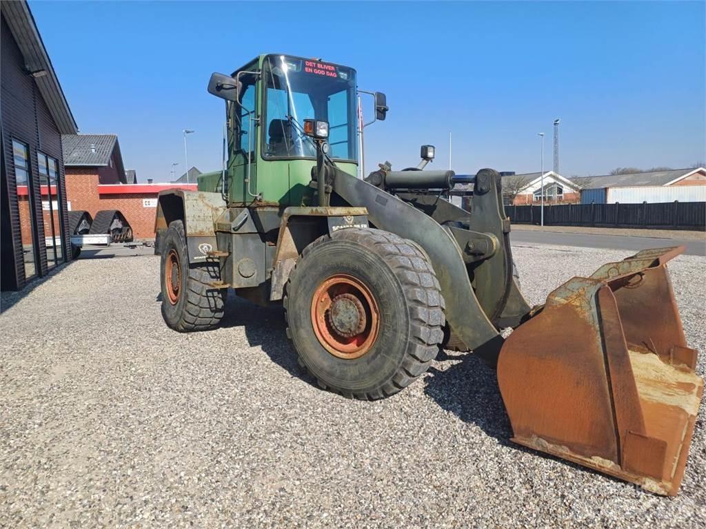 Komatsu WA270 Radlader