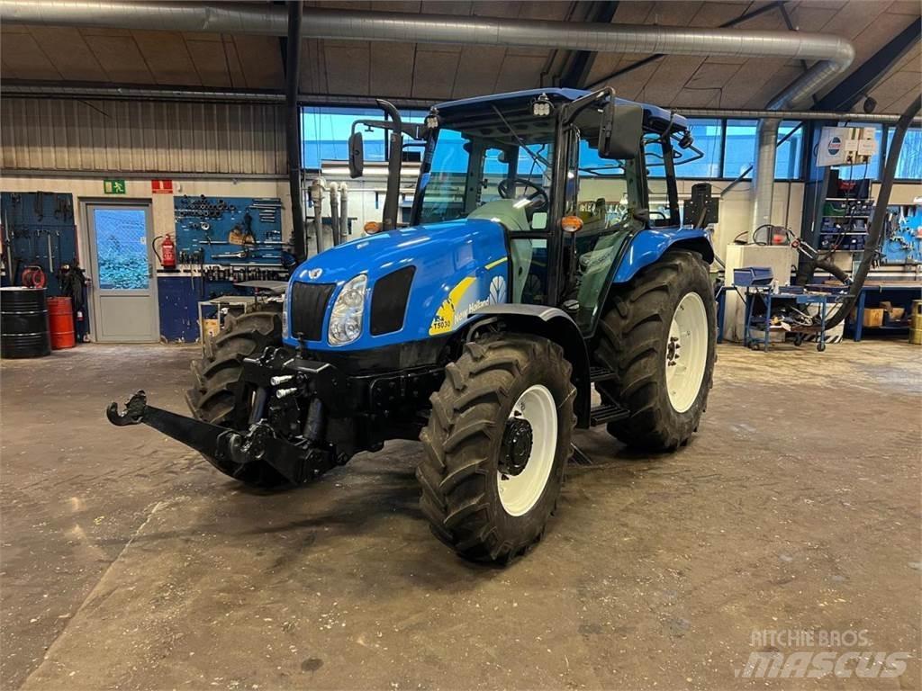 New Holland T5030 Traktoren