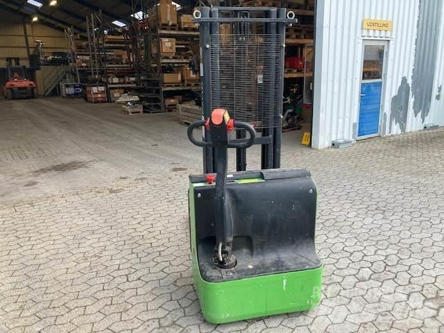  PRO LIFT 1500 Sonstige Baumaschinen