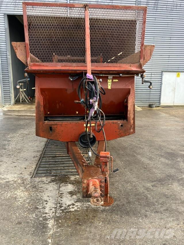 Samson 9 THM Düngemittelverteiler