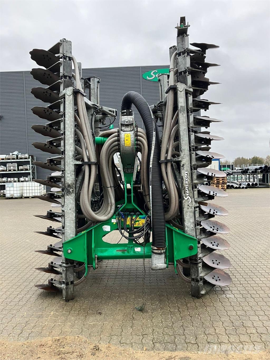 Samson SD II 700 Flüssigdüngerstreuer