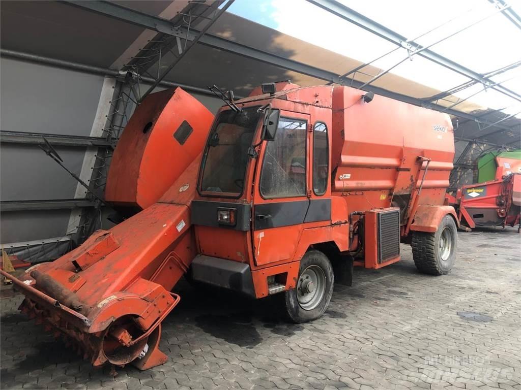 Seko SELF Futtermischwagen