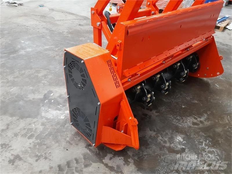  - - -  Boxer Agri Forstmulcher