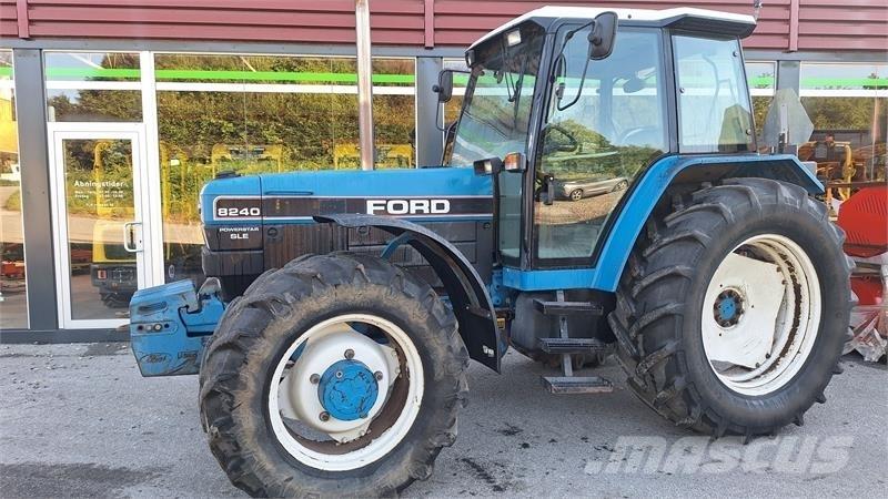 Ford 8240 Traktoren