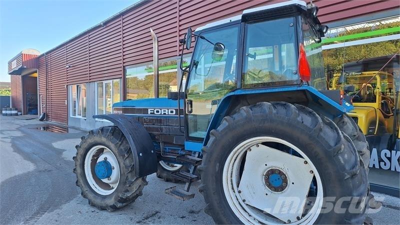 Ford 8240 Traktoren