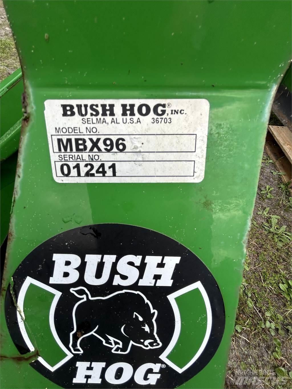 Bush Hog MBX96 Schneeschilde und -pflüge