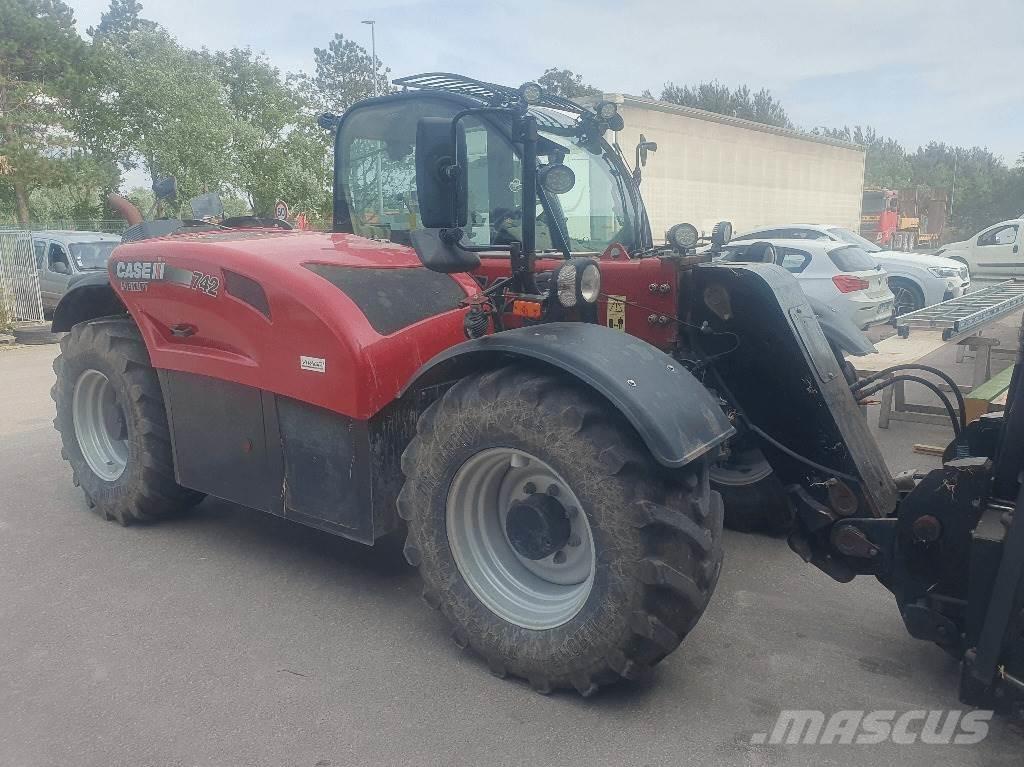 Case IH 742 Traktoren