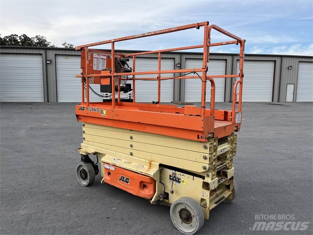 JLG 3246ES Andere Krane