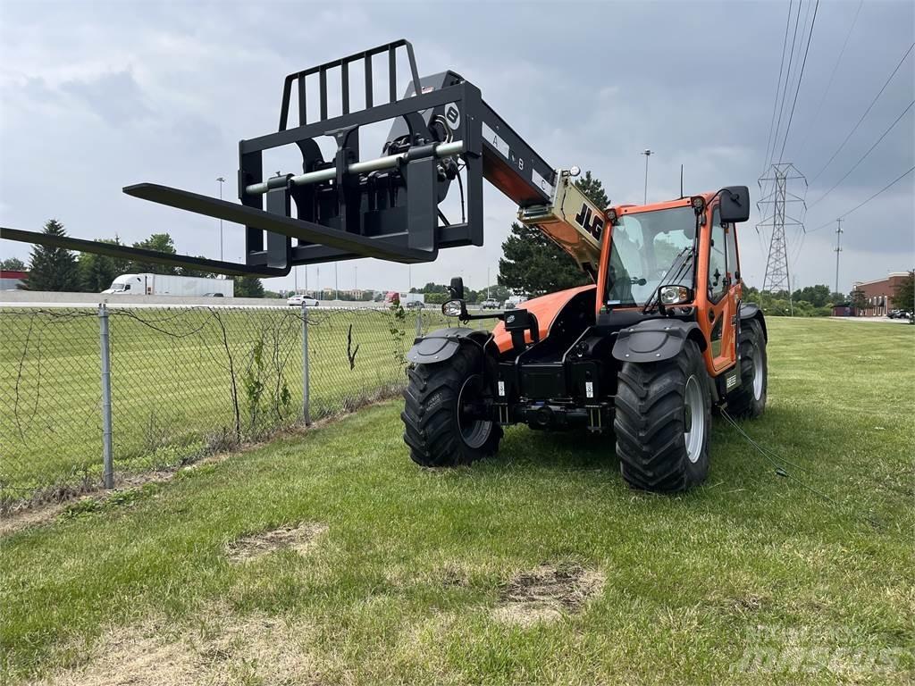 JLG AG823 Teleskoplader