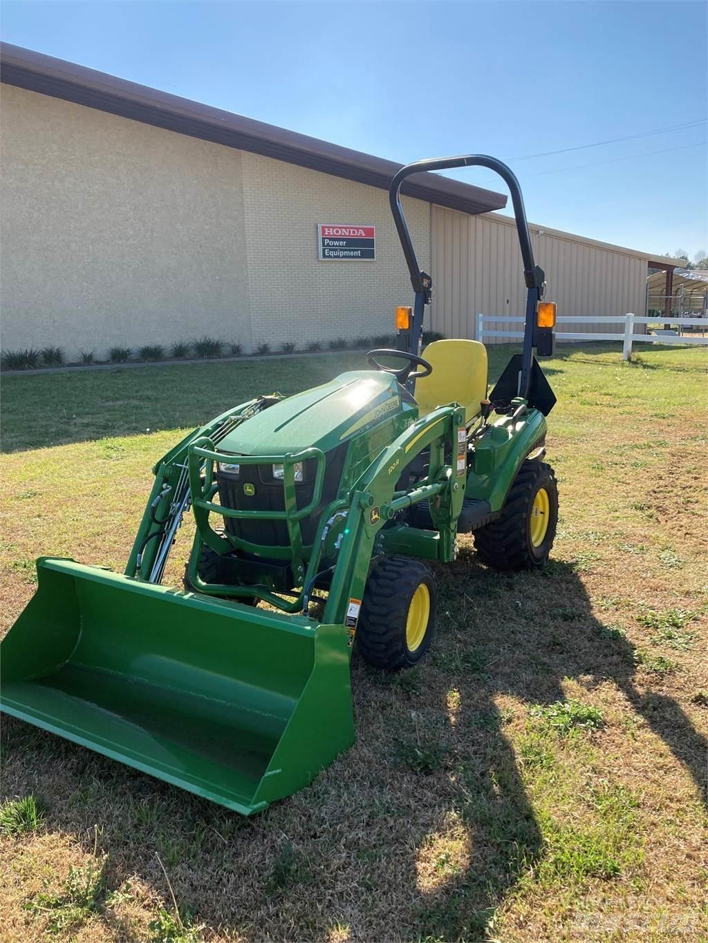 John Deere 1023E Kleintraktoren