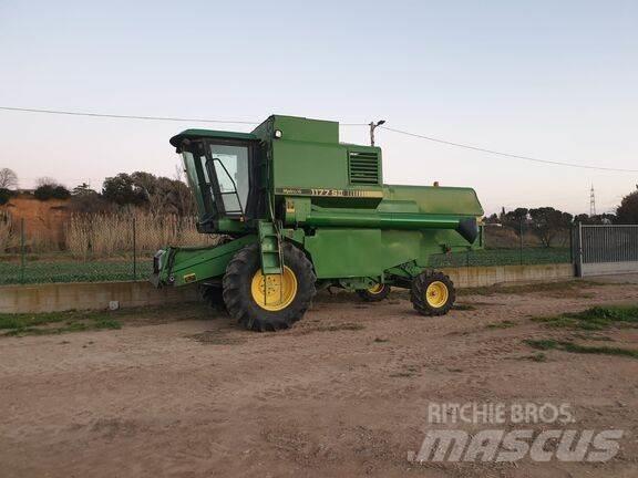 John Deere 1177 Mähdrescher