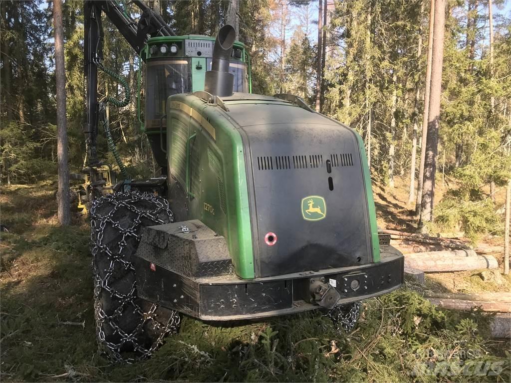 John Deere 1270G Harvester