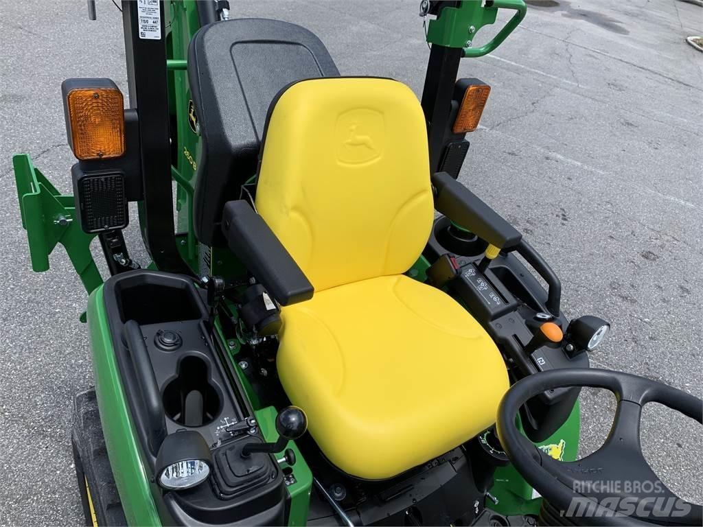 John Deere 2025R Kleintraktoren