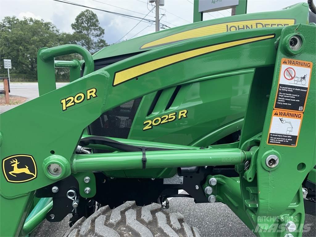 John Deere 2025R Kleintraktoren