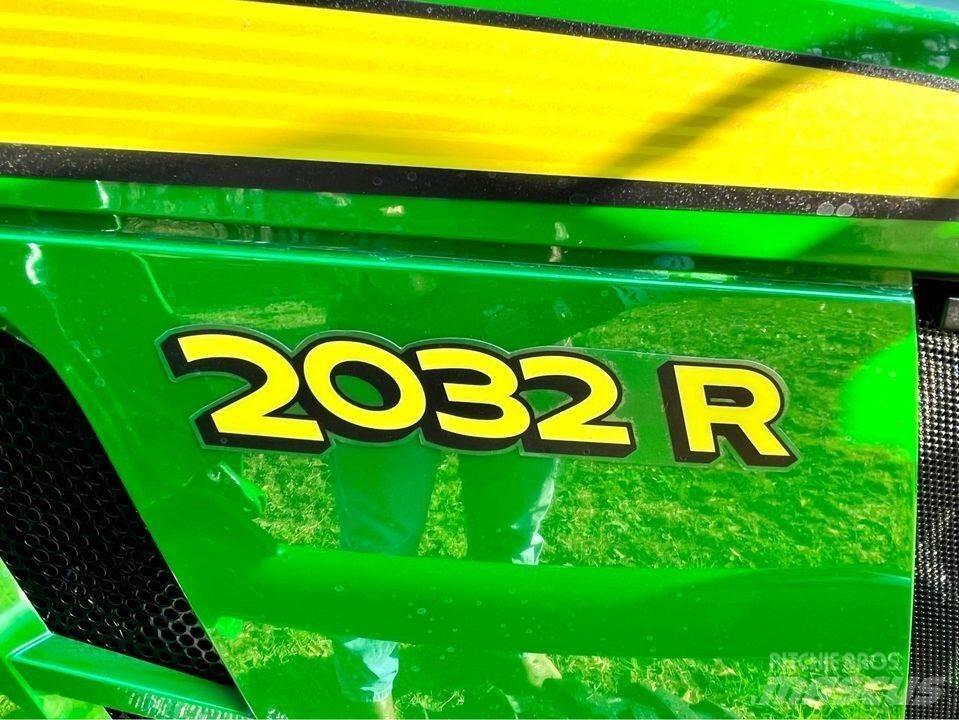 John Deere 2032R Kleintraktoren