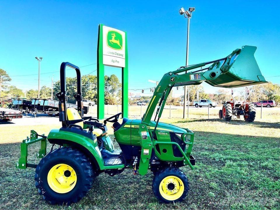 John Deere 2038R Kleintraktoren