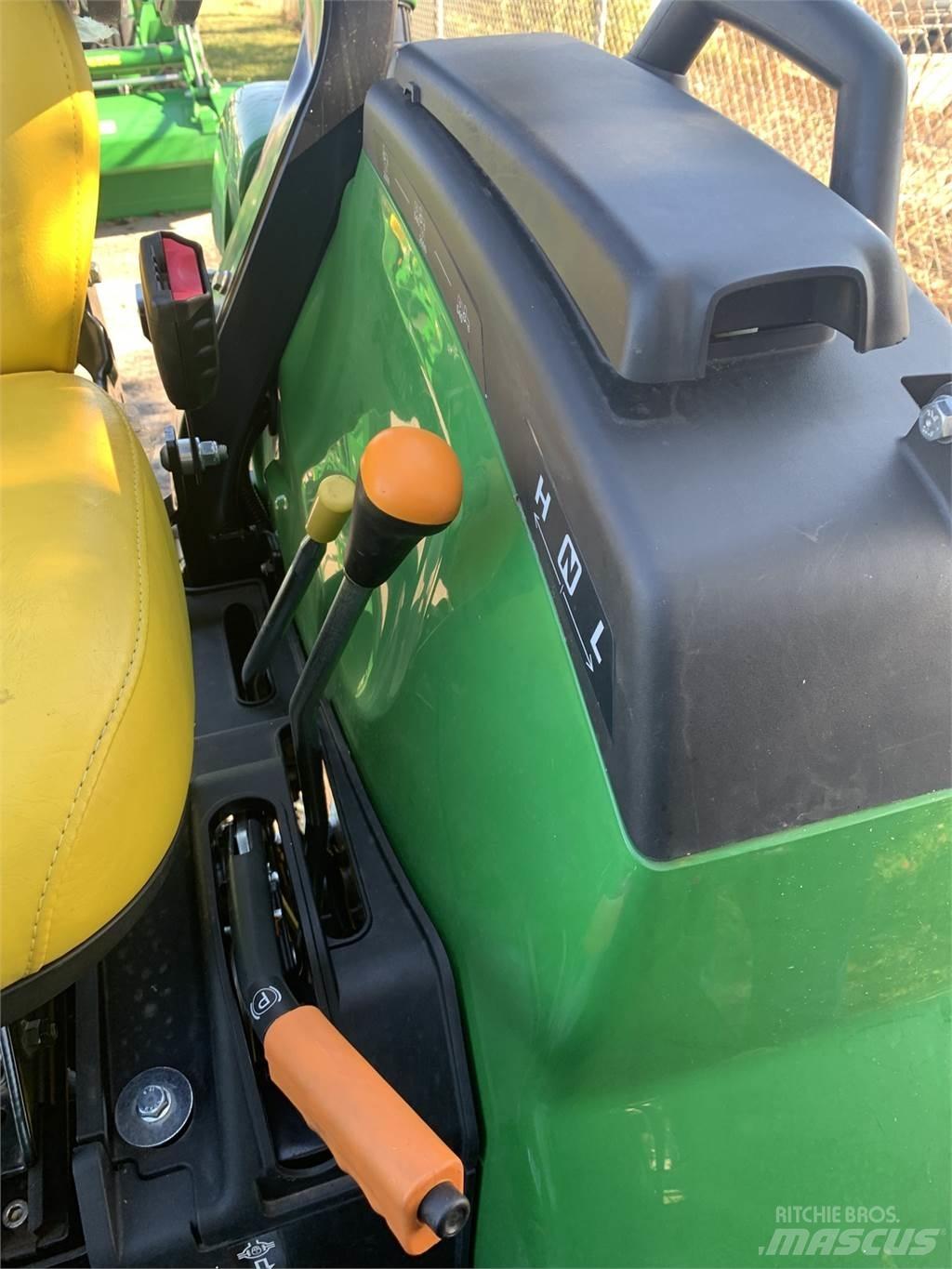 John Deere 2038R Kleintraktoren
