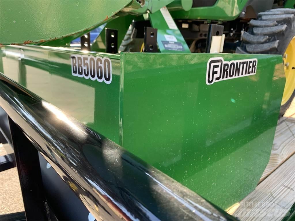 John Deere 3032E Kleintraktoren