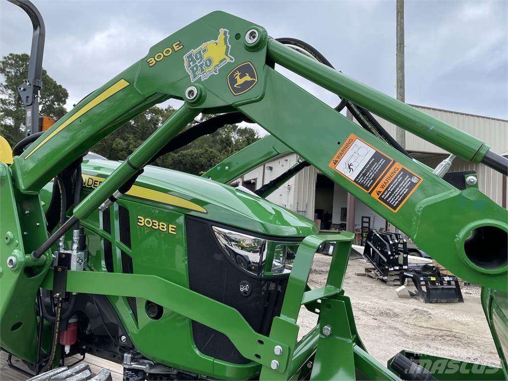 John Deere 3038E Kleintraktoren