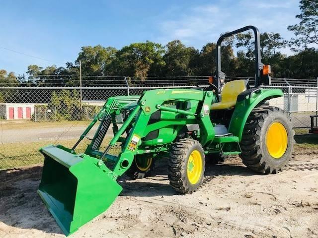 John Deere 3043D Traktoren