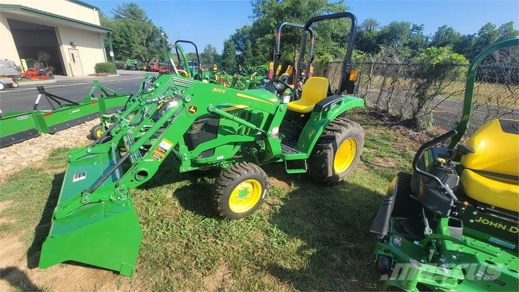John Deere 3043D Traktoren