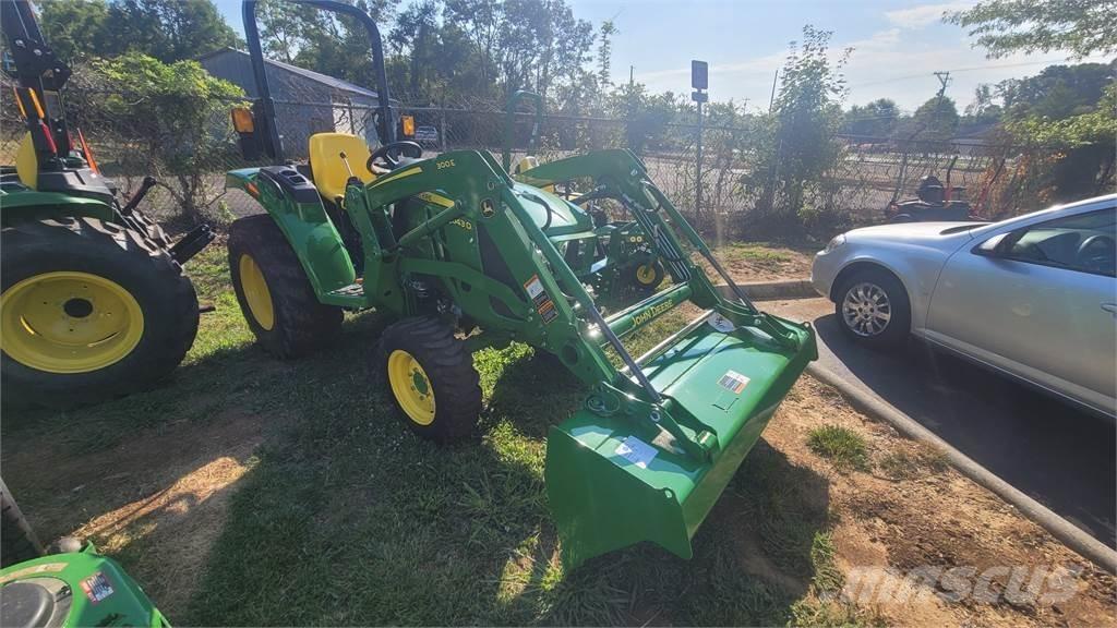 John Deere 3043D Traktoren