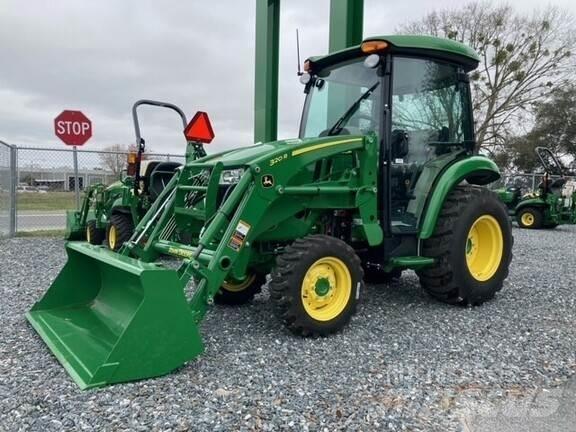 John Deere 3046R Traktoren