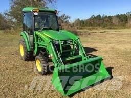 John Deere 3046R Traktoren