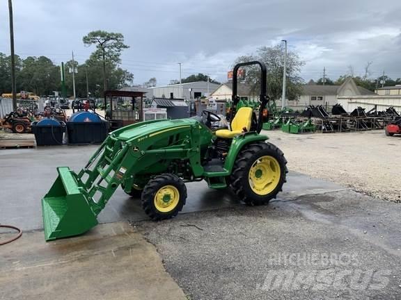 John Deere 3046R Traktoren