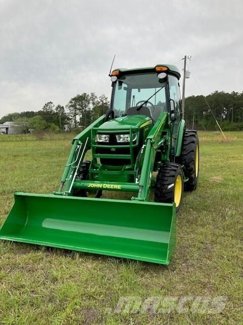 John Deere 4044R Traktoren