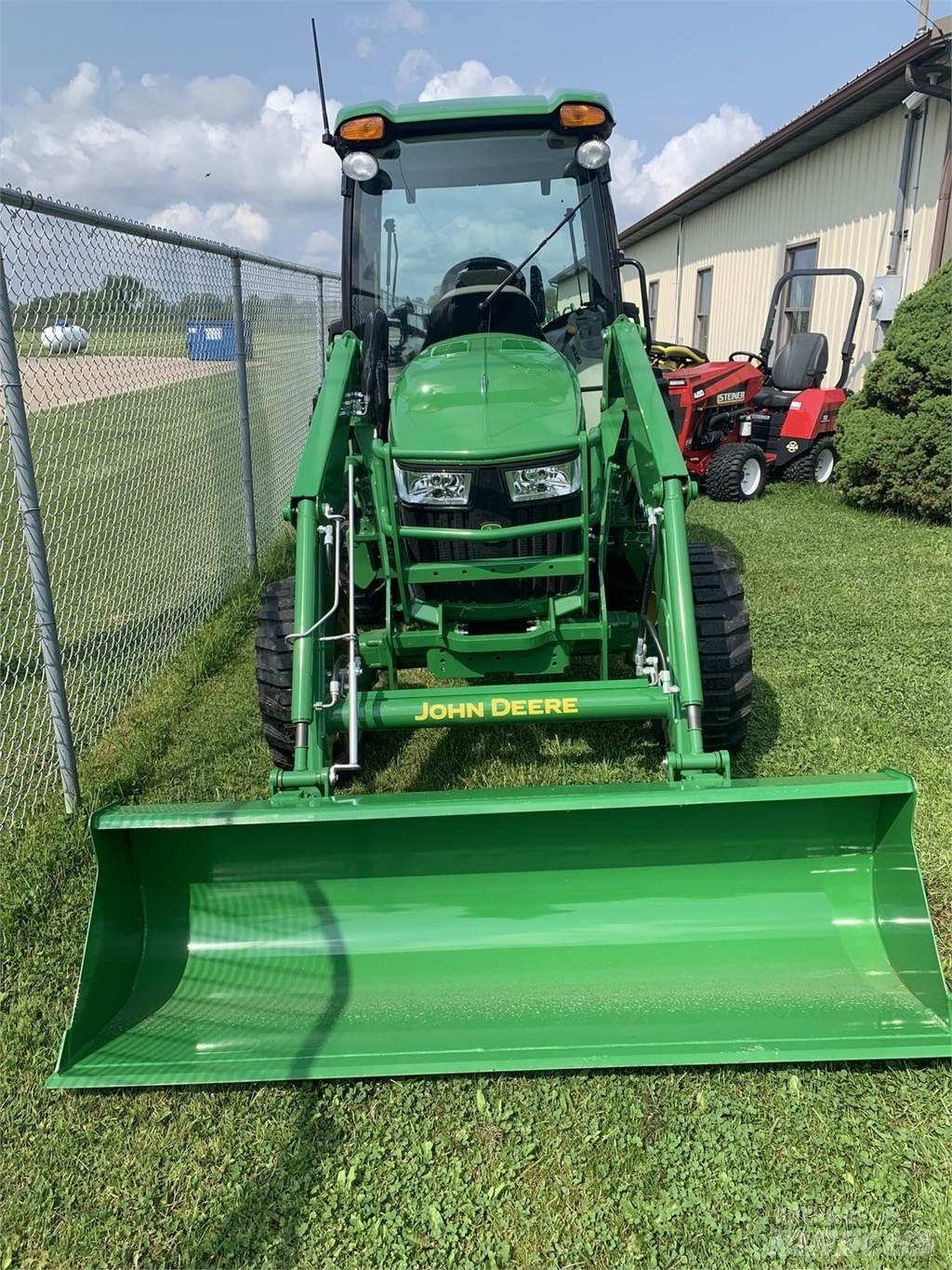 John Deere 4044R Traktoren