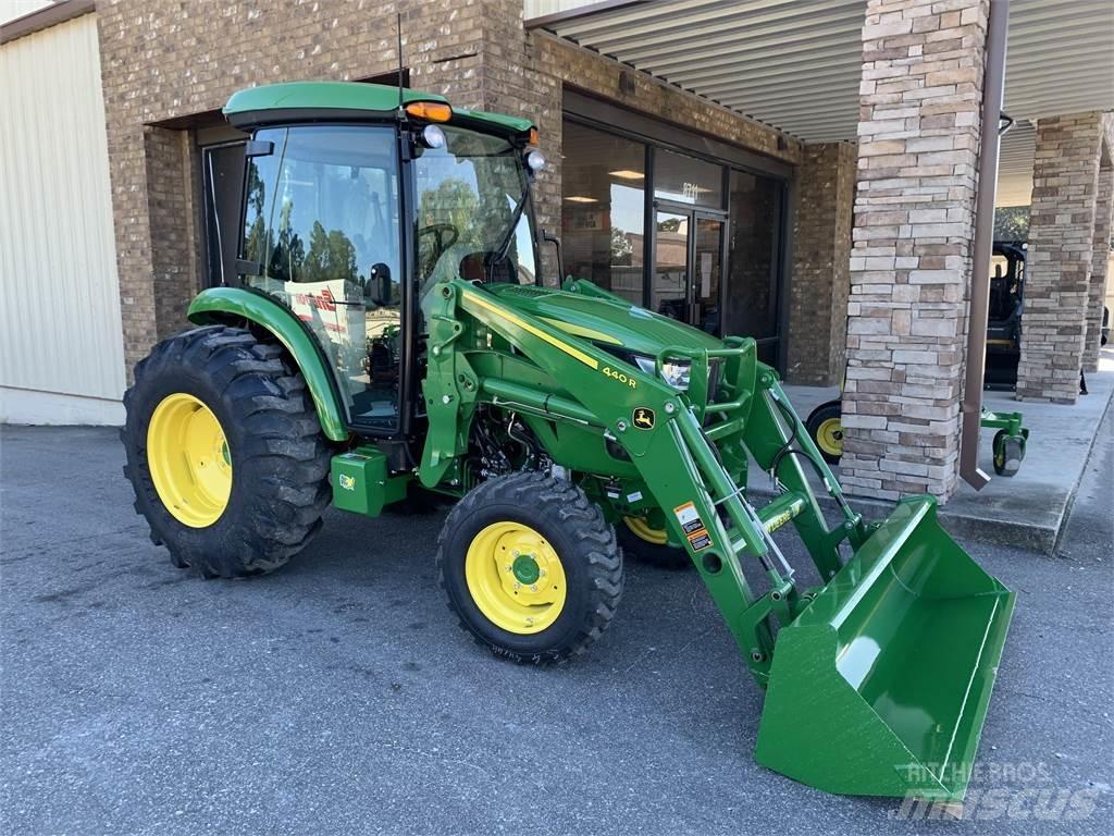 John Deere 4052R Traktoren