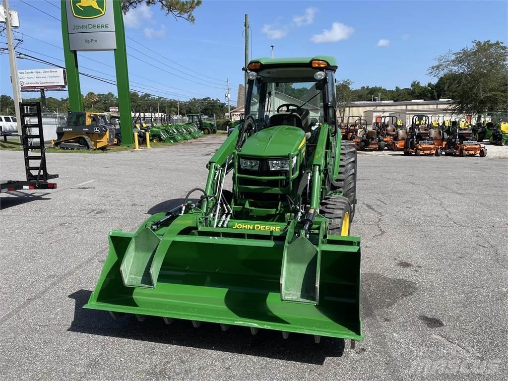 John Deere 4066R Traktoren