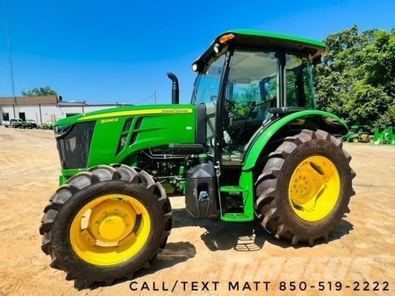 John Deere 5090E Traktoren