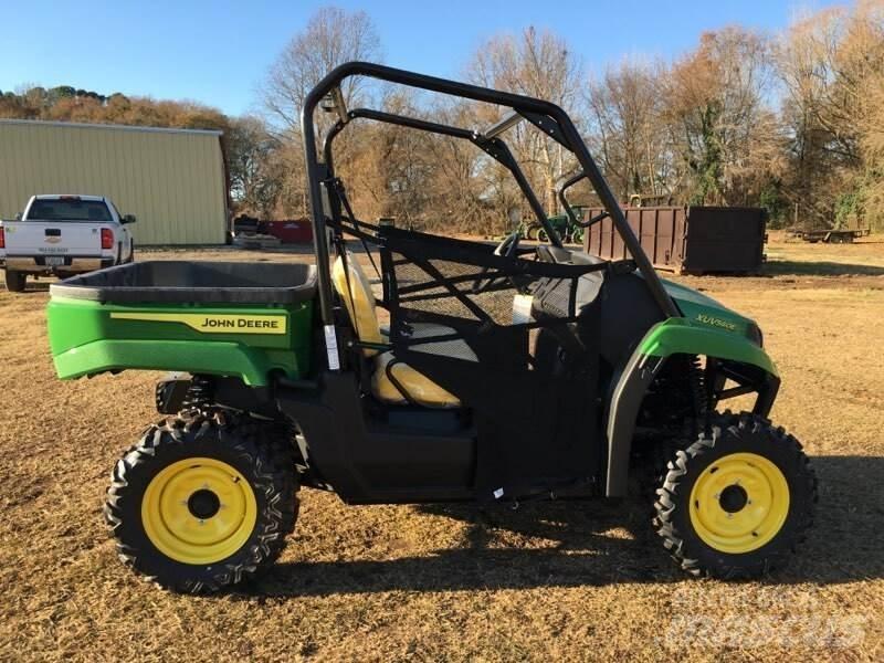 John Deere 560E Arbeitsfahrzeuge
