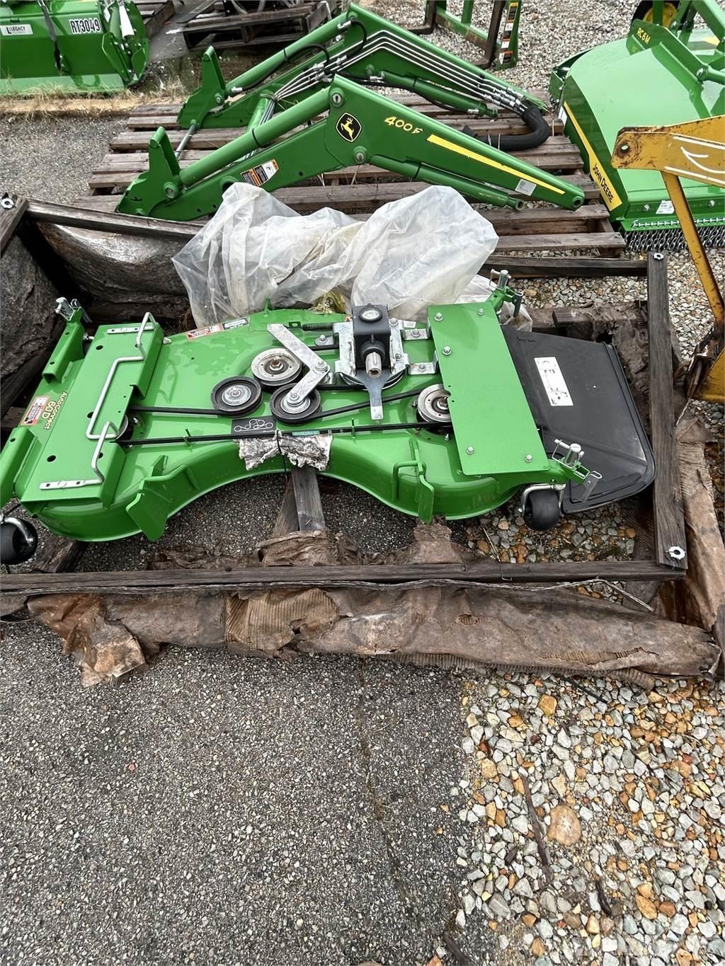 John Deere 60D Mäher