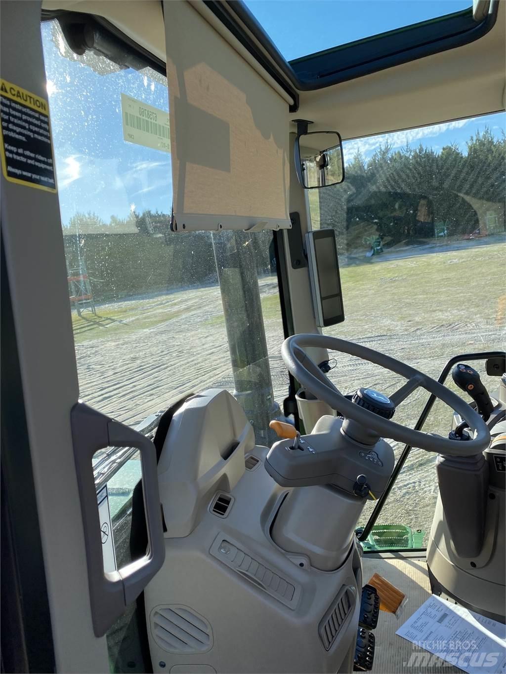 John Deere 6155M Traktoren